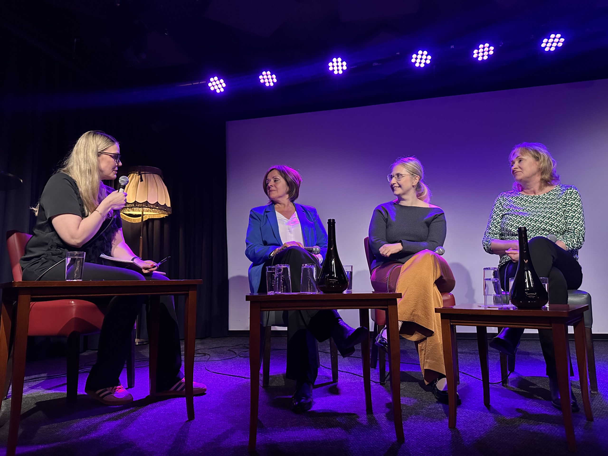 Fullt hus da MEI Talk satte hets og makt på agendaen